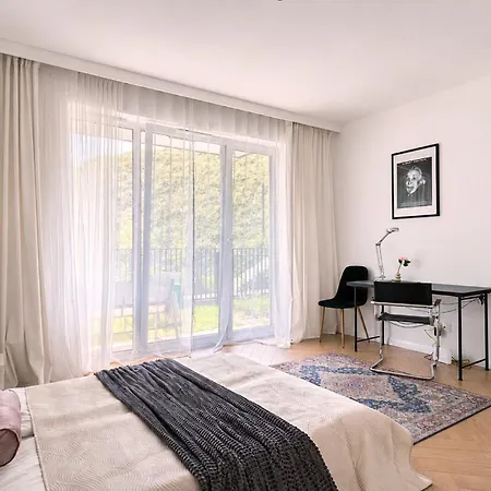 Citystay Z Ogrodem W Otulinie Lasu