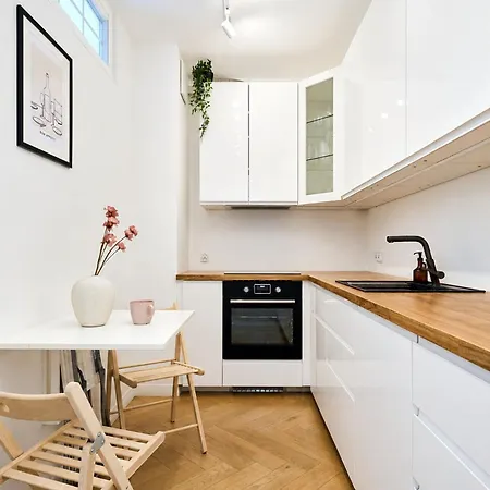 Citystay Z Ogrodem W Otulinie Lasu Appartamento Danzica