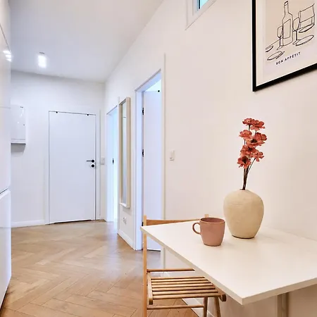 Appartamento Citystay Z Ogrodem W Otulinie Lasu *